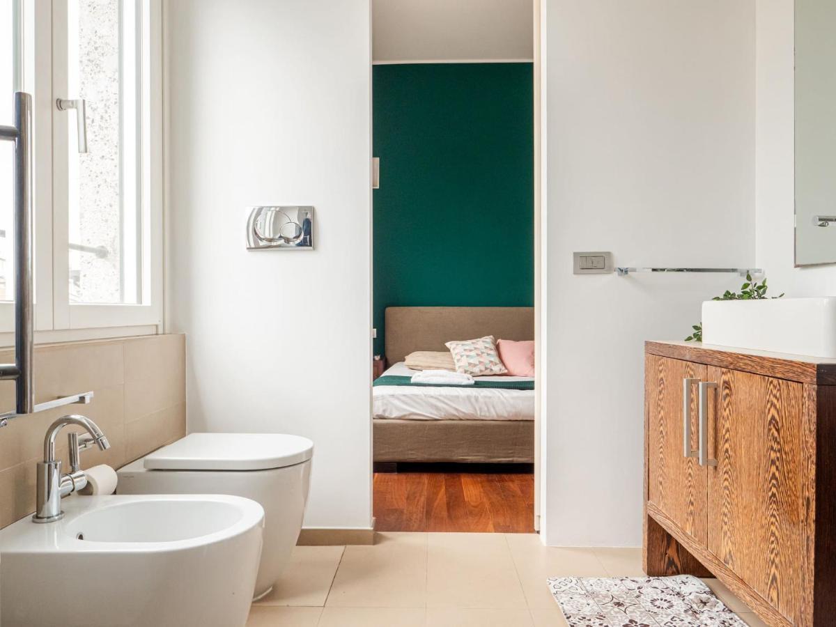 The Rent - Bright Two Near Cattolica Apartment