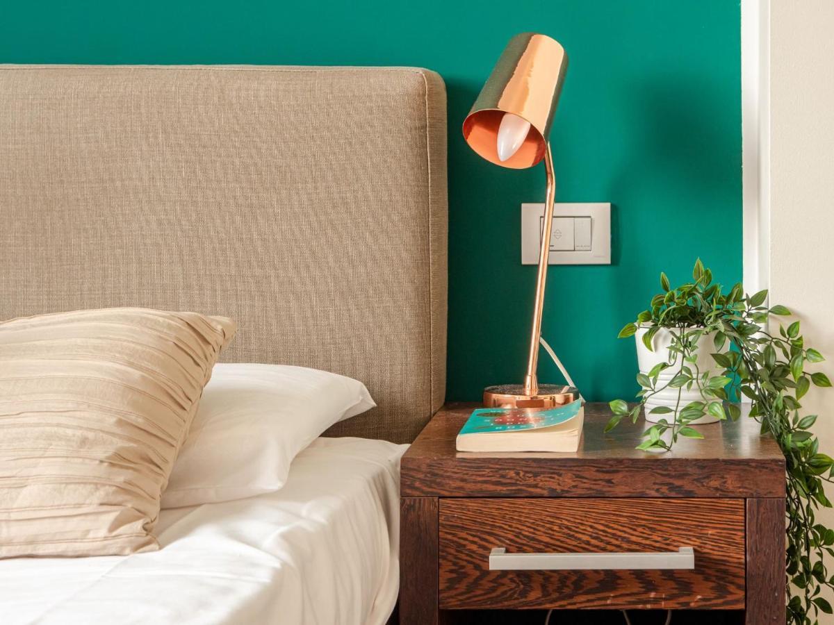 The Rent - Bright Two Near Cattolica Apartment
