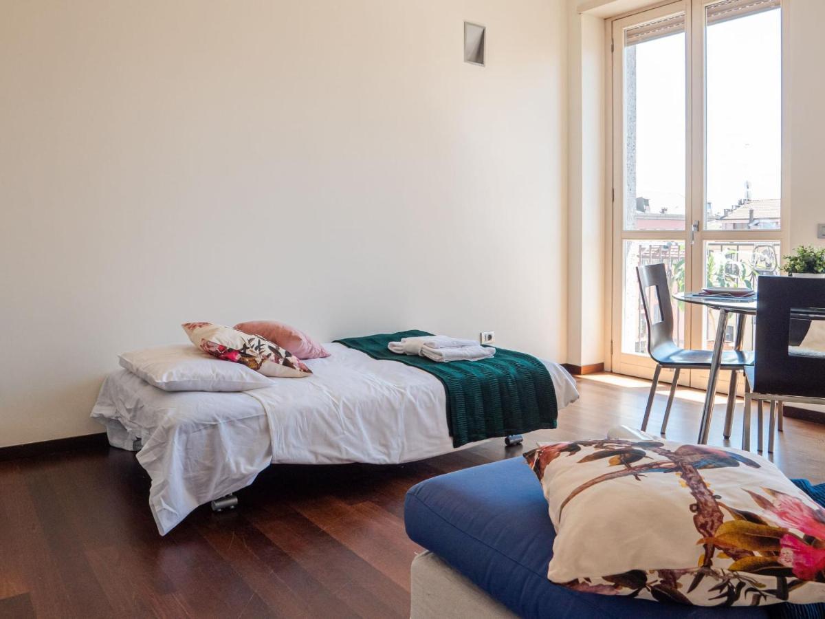 The Rent - Bright Two Near Cattolica Apartment *