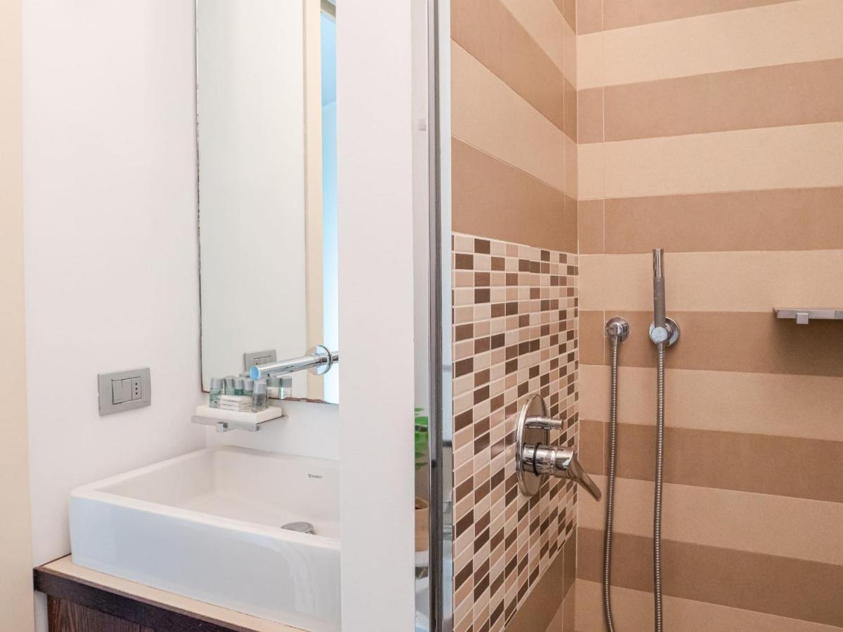 The Rent - Bright Two Near Cattolica Apartment Mailand